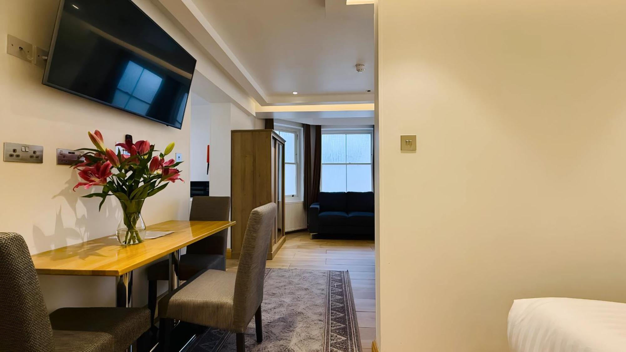 Osborne Aparthotel Eastbourne Exterior photo