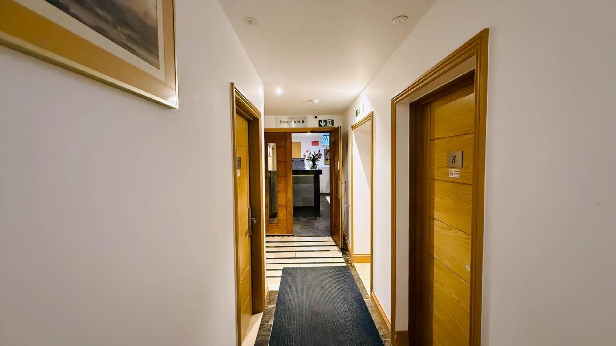 Osborne Aparthotel Eastbourne Exterior photo